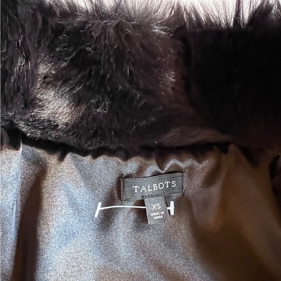 Talbots Black Faux Fur Vest, Size XS Like New. - Picture 6 of 8